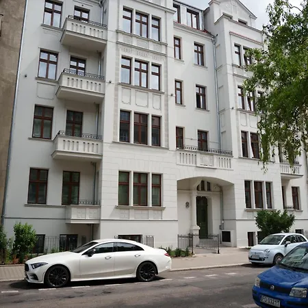 Jozefa Chelmonskiego Apartment *