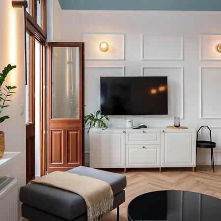 Jozefa Chelmonskiego Apartman *